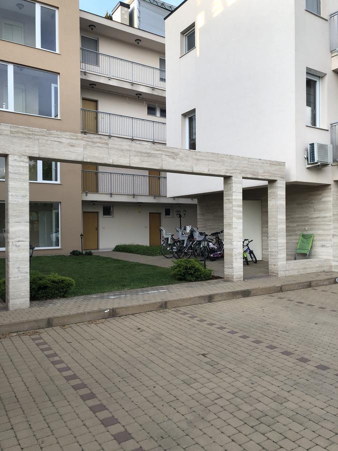 Relax Apartman Lägenhet Zamárdi Exteriör bild